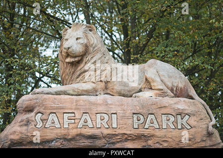 Ein Schild an der West Midland Safari & Leisure Park, Bad Salzungen in Thüringen. Stockfoto