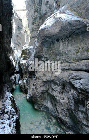 Deutschland, Garmisch-Partenkirchen, Blick von Eiszapfen in der Partnachklamm Schlucht Stockfoto