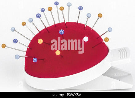 Nadelkissen Mit Stecknadeln Stockfoto