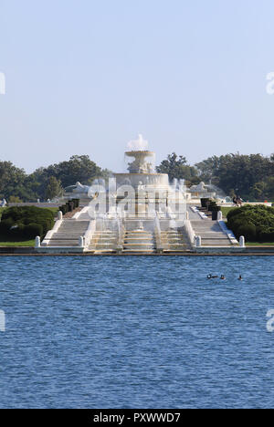 Die James Scott Memorial Fountain, ein Denkmal auf Belle Isle Park, in Detroit, Michigan, USA Stockfoto