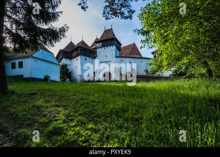 Rumänien, VISKRI. Wie viele Kirchen in Transsilvanien von viscri war stark befestigte gegen invadors. Es ist ein UNESCO-Hertiage site s Stockfoto