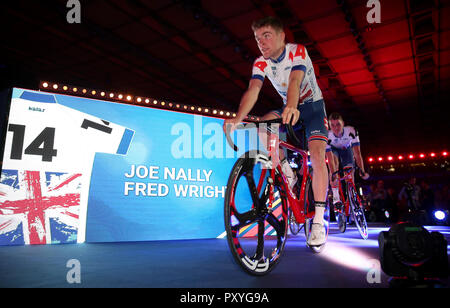 Die Briten Joe Nally und Fred Wright am zweiten Tag der Sechstageserie im Lee Valley Velopark, London. DRÜCKEN SIE VERBANDSFOTO. Bilddatum: Mittwoch, 24. Oktober 2018. Bildnachweis sollte lauten: Steven Paston/PA Wire. Stockfoto