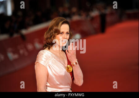 Rom, Italien. 24 Okt, 2018. Roma Kino Fest 2018 Rom Film Festival. Photocall Film Ghostbusters. Im Bild: Sigourney Weaver Credit: Unabhängige Fotoagentur/Alamy leben Nachrichten Stockfoto