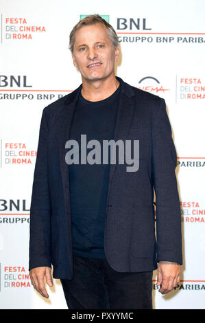 Rom, Italien. 24 Okt, 2018. Viggo Mortensen besucht das "Grünbuch" fotoshooting während des 13 Rom Film Festival im Auditorium Parco della Musica am 24. Oktober 2018 in Rom, Italien. | Verwendung der weltweiten Kredit: dpa/Alamy leben Nachrichten Stockfoto