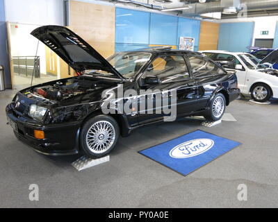 Ford Sierra Cosworth RS 500 1987 Limited Edition homologation Entwicklung in Donnington Park Rennstrecke an der RS Owners Club National Day 2017 Original OEM-Werk Norm concours Zustand Mk1 1. Generation Stockfoto