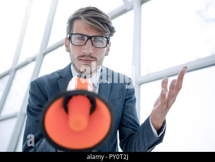 Geschäftsmann, schreien, Megaphon Stockfoto