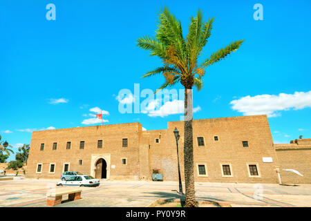 Fassade der Barbier Moschee (Sidi Sahab in Kairouan Mausoleum). Tunesien, Nordafrika Stockfoto