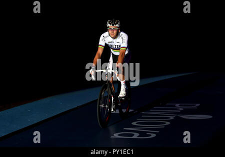 Theo Reinhardt, der Deutsche, gewinnt die Six Day Men Madison Chase am zweiten Tag der Six Day Series im Lee Valley Velopark, London. DRÜCKEN SIE VERBANDSFOTO. Bilddatum: Mittwoch, 24. Oktober 2018. Bildnachweis sollte lauten: Steven Paston/PA Wire. Stockfoto