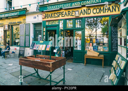 Shakespeare und company Buchhandlung im Quartier de la Sorbonne, 20 Landkreis oder Quartier von Paris, Ile-de-France, Frankreich Stockfoto