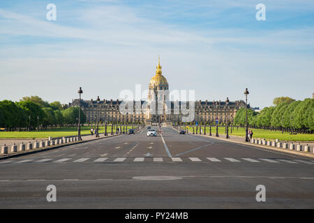 Les Invalides (nationale Residenz der Invaliden) - Komplex mit Museen und Sehenswürdigkeiten in Paris, Frankreich. Stockfoto