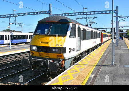 Abellio East Anglia als größere Anglia Franchise Betrieb East Anglia Norwich Liverpool Street Schnellzug durch Shenfield station Stockfoto