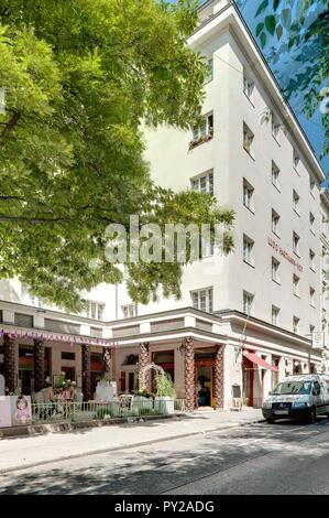 Wien, Gemeindebau des "Roten Wien" - Wien, Rat Tenement Blocks, 'roten Wien', Ludo Hartmann-Hof, Albertgasse 13 - 17, Cesar Poppovits 1925 Stockfoto