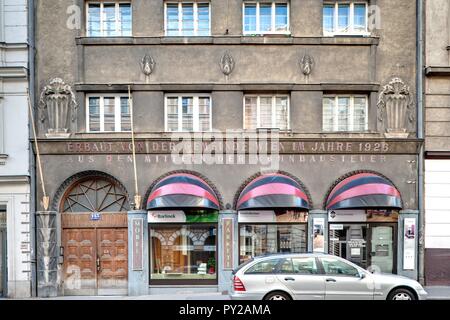 Wien, Gemeindebau des "Roten Wien" - Wien, Rat Tenement Blocks, 'roten Wien', Neustiftgasse 143, Georg Rupprecht 1926 Stockfoto
