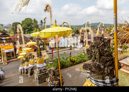 Pura Kehen, balinesischen Hindu Tempel in Bangli Regency, Bali, Indonesien für Melasti Feier gestaltet. Stockfoto