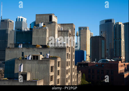 16.09.2018, Sydney, New South Wales, Australien - ein Blick auf die bekannten Sirius Apartments, einem Projekt des sozialen Wohnungsbaus aus den 70er Jahren an den Felsen Stockfoto