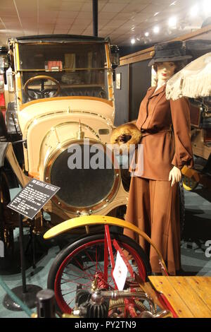 Ausstellung im Car and Carriage Caravan Museum, Luray Caverns, VA, USA Stockfoto