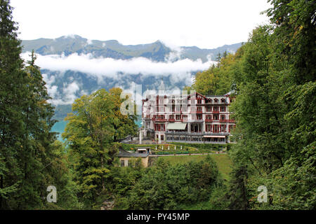 Grandhotel Giessbach Brienz Schweiz. Romantische 4-Sterne Grandhotel von privaten Standseilbahn vom Brienzersee Interlaken einen atemberaubenden Blick erreicht. Wasserfälle Stockfoto