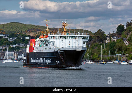 Macbrayne caledoniann Auto und Fahrgastschiff Herr der Inseln nach unten vorbei Sound Kerrera von Oban, Argyll & Bute Schottland Großbritannien Stockfoto