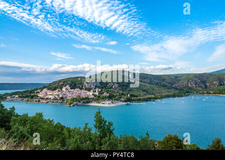 Dorf von Bauduen im Süden Frankreichs Stockfoto