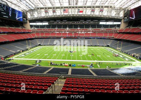 Houston, Texas, USA. 25 Okt, 2018. Eine allgemeine Ansicht von NRG Stadion vor der NFL regular season Spiel zwischen den Houston Texans und die Miami Dolphins in Houston, TX am 25. Oktober 2018. Credit: Erik Williams/ZUMA Draht/Alamy leben Nachrichten Stockfoto