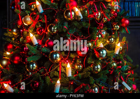 Dark Neues Jahr Baum Hintergrund Stockfoto