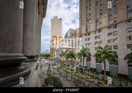 Im Zentrum von Rio de Janeiro Blick von Rio de Janeiro Stadttheater - Rio de Janeiro, Brasilien Stockfoto