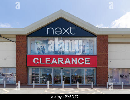 Warrington Zweig der nächste auf der Riverside Retail Park als Clearance outlet Stockfoto