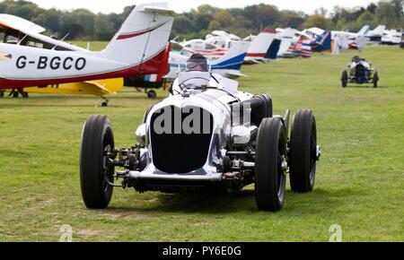 1933 Napier-Railton am Shuttleworth Race Day am 7. Oktober 2018 Stockfoto