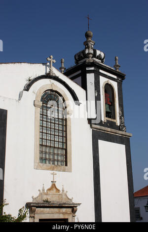 Die Igreja Sao Pedro in Obidos, Portugal Stockfoto