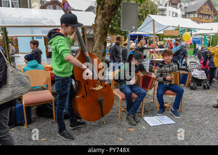 Engelberg, Schweiz - 29 September 2018: Traditionelle Musik Gruppe in Engelberg in den Schweizer Alpen Stockfoto