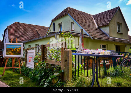 Altes Haus mit Atelier auf der Insel Hiddensee. Stockfoto