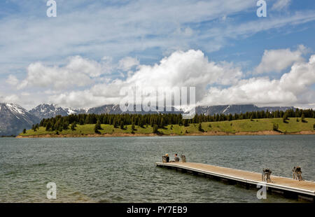 WY 02513-00 ... WYOMING - Signal Mountain Boat Launch und Dock auf Jackson Lake im Grand Teton National Park. Stockfoto