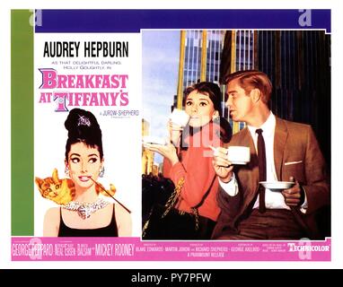 Original Film Titel: Frühstück bei Tiffany. Englischer Titel: Frühstück bei Tiffany. Jahr: 1961. Regie: Blake Edwards. Stars: AUDREY HEPBURN, GEORGE PEPPARD. Quelle: Paramount Pictures/Album Stockfoto