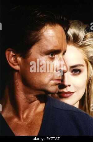 Original Film Titel: Basic Instinct. Englischer Titel: Basic Instinct. Jahr: 1992. Regie: Paul Verhoeven. Stars: Michael Douglas, Sharon Stone. Quelle: TRI STAR BILDER / Album Stockfoto
