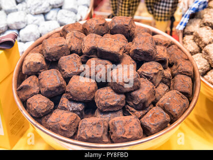 Schokoladentrüffel hautnah Stockfoto