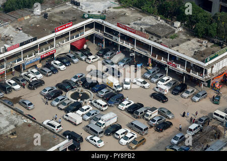 Luftaufnahme von Gulshan Norden Paka Markt in der Nähe Gulshan-2 Kreis in Dhaka, Bangladesh. Stockfoto