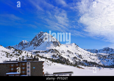 Grau Roig Skigebiet in Andorra in Grandvalira sektor Pyreenees Stockfoto
