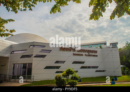 Bangkok, Thailand - November 4, 2017: Bangkok Planetarium, das älteste Planetarium in Thailand und Südostasien. Es ist an der Sukhumvit Road in B Stockfoto