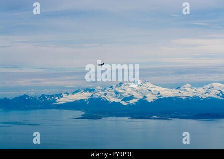 Wasserflugzeug über Harding Icefield, Kenai Fjords National Park, Alaska, USA, Alaska, USA. Stockfoto