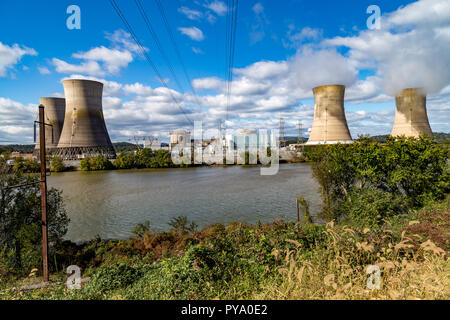 Middletown, PA, USA - 21. Oktober 2018: Three Mile Island Kernkraftwerk Kraftwerk, die gemeinhin als TMI bekannt ist, ist der Ort der USA schlimmsten nuklearen ac Stockfoto