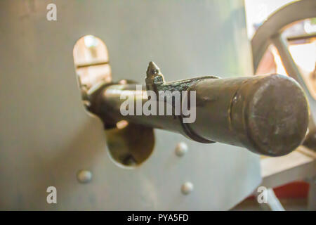 Alte französische 20mm anti-aircraft Gun im öffentlichen Museum. Er diente im Zweiten Weltkrieg mit Kräften Französische, Japanische und andere Nationen. Stockfoto