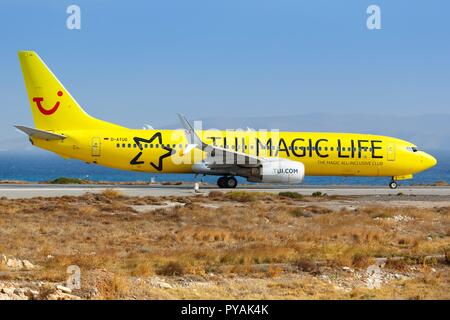 Heraklion, Griechenland - 17. September 2018: eine Boeing 737 der TUIfly Flugzeug am Flughafen Heraklion (HER) in Griechenland. | Verwendung weltweit Stockfoto