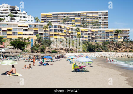 Der Strand von Torremolinos, Costa del Sol, Spanien. Stockfoto