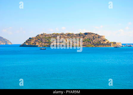 Blick auf die Insel Spinalonga auf Kreta in Griechenland Stockfoto