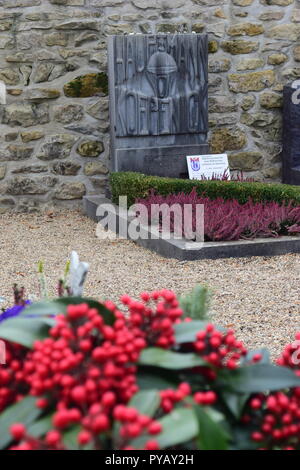 Die Grabstätte 1922 an der Cimetière Notre-Dame in Luxemburg & die letzte Ruhestätte für Friedrich Wilhelm Voigt, bekannt als "Der Hauptmann von Köpenick Stockfoto