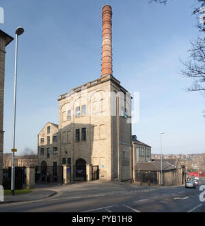 Die alte Kirkstall Brewery, die nun in Studentenwohnheim der Universität Leeds Beckett umgewandelt Stockfoto