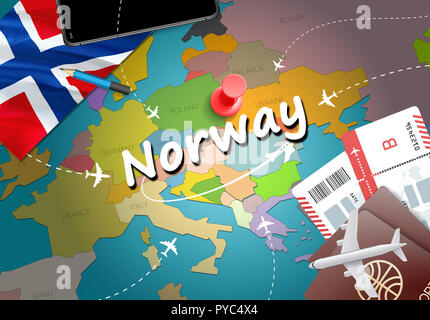 Norwegen reisen Concept Map Hintergrund mit Flugzeugen, Tickets. Besuchen Norwegen Reise und Tourismus Ziel Konzept. Norwegen Flagge auf der Karte. Flugzeugen und Flügen Stockfoto