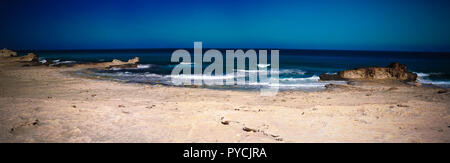 Landschaft mit Sand Neue Soyeenat Beach in Marsa Matruh, Ägypten Stockfoto