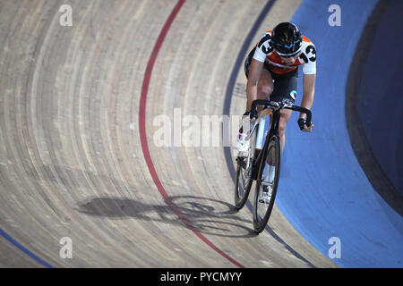 Niederlande" Nina Kessler während der sechs Tag Frauen 20 km Punkte Rennen bei Tag vier der sechs Tag Reihe bei Lee Valley Velopark, London. PRESS ASSOCIATION Foto. Bild Datum: Freitag, 26. Oktober 2018. Photo Credit: Adam Davy/PA-Kabel. Beschränkungen: Nur die redaktionelle Nutzung, keine kommerzielle Nutzung ohne vorherige schriftliche Genehmigung Stockfoto