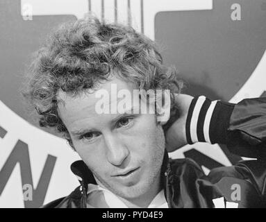 Tennis Player, John McEnroe hält eine Pressekonferenz in San Francisco, 9. Juli 1978 Stockfoto